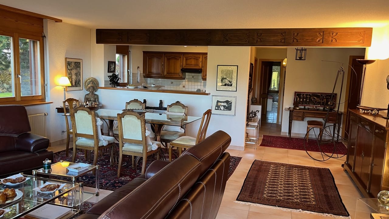 CRANS-MONTANA À LOUER TRES BEL APPARTEMENT — photo 4