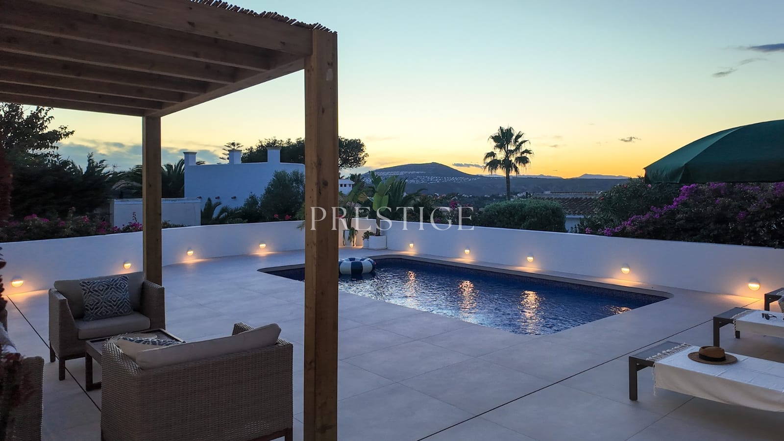 Villa contemporaine de caractère à Jávea