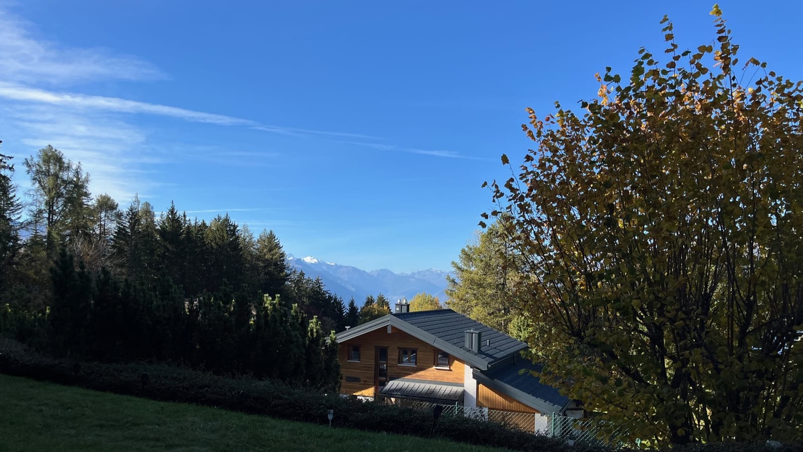 CRANS-MONTANA À LOUER TRES BEL APPARTEMENT